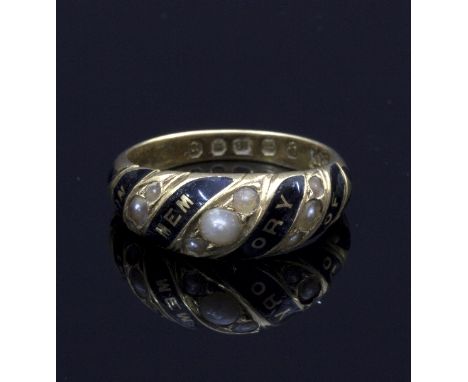 A Victorian 18ct gold mourning ring, the band of ropetwist design with black enamel 'In Memory Of' alternating with split pea