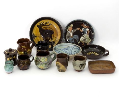 A quantity of various slipware and studio pottery, to include pieces by Cyril Braunton, Arch, St Ives, Chelsea Pottery, Beami