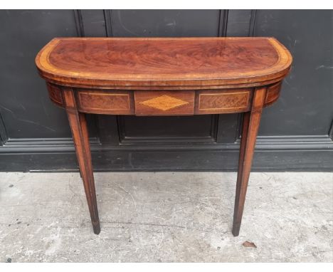 An George III mahogany and inlaid 'D' shaped card table, with double gateleg action, 91.5cm wide. 