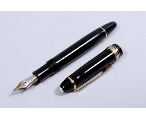   Kolbenfüller, Montblanc, 1950/60, Modell "Meisterstück 146"   14kt Bicolor-Feder, Endkappe bez. "146", L 13,5cm, Gebrauchss