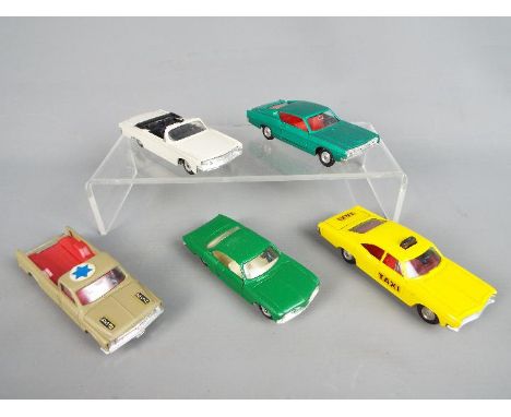 Gamda Koor Sabra - A unusual lot containing five boxed diecast 1:43 scale diecast models by by the Israeli manufacturer Gamda