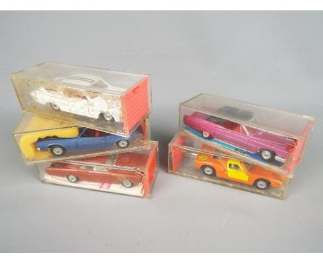 Gamda Koor Sabra - A unusual lot containing five boxed diecast 1:43 scale diecast models by by the Israeli manufacturer Gamda