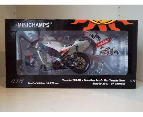 Minichamps Valentino Rossi Collection - a 1:12 scale diecast model Yamaha YZR-M1, MotoGP 2007 GP Australia issued in a limite