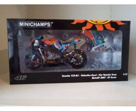 Minichamps Valentino Rossi Collection - a 1:12 scale diecast model Yamaha YZR-M1, MotoGP 2007 GP Assen, appears mint in box #