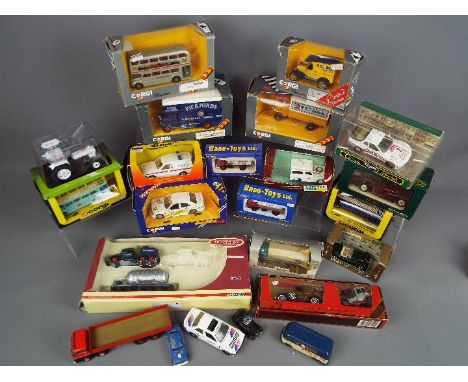 Corgi, Vitesse, Matchbox and others - Approximately 20 mainly boxed diecast model vehicles. Lot includes Corgi #874 Ford Mode