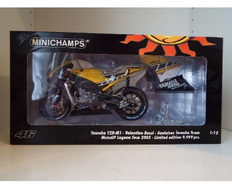 Minichamps Valentino Rossi Collection - a 1:12 scale diecast model Yamaha YZR-M1, MotoGP Laguna Seca 2005 issued in a limited