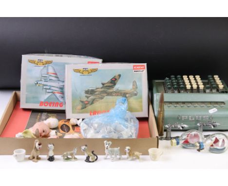 A group of mixed collectables to include a Plus abacus, plastic model kits, Wade ornaments and clay pipes. 
