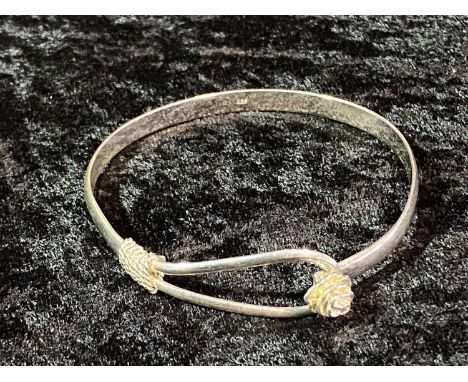 A 925 silver bangle