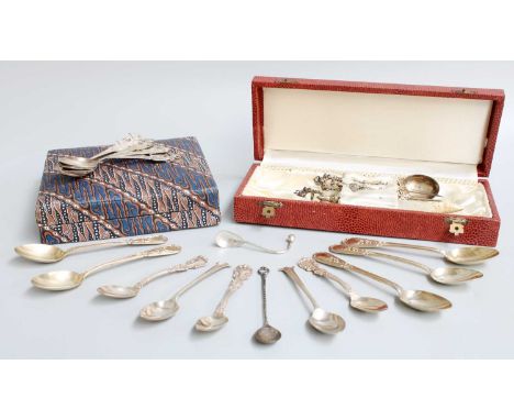 A Collection of Assorted Silver Flatware, comprising a cased set of six Indonesian silver teaspoons, each stamped 'Tom 800'; 