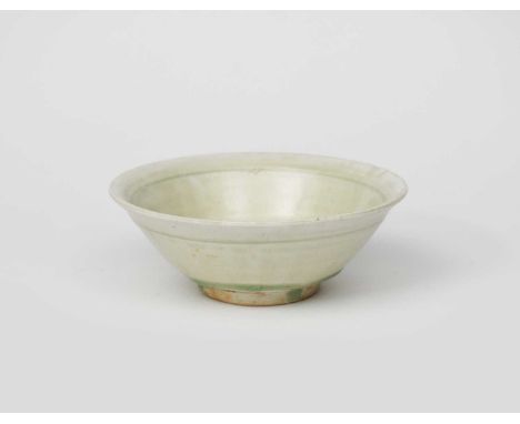 Richard Batterham (1936-2021)a porcelain bowl, covered to the foot with a pale oak-ash glaze,unsigned15.7cm. diam.5.5cm. high