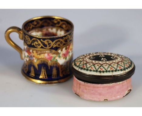 A George III enamel patch box, of oval form the domed lid painted with a geometric pattern, with a mirror back, revealing a p