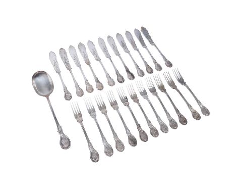 HISTORISMUS FISCHBESTECK FÜR 11 PERSONEN, 800 Silber, Ende 19. Jh., bestehend aus jeweils 11 Gabeln und Messern sowie einem V