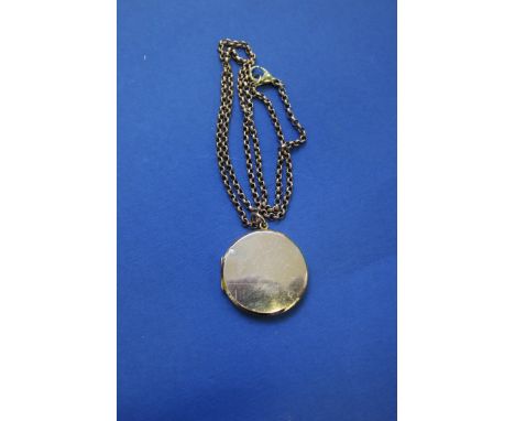 A 15ct gold plain locket on 9ct gold belcher chain. Condition Report: Case dented. 17.6g total weight. (unable to separate).