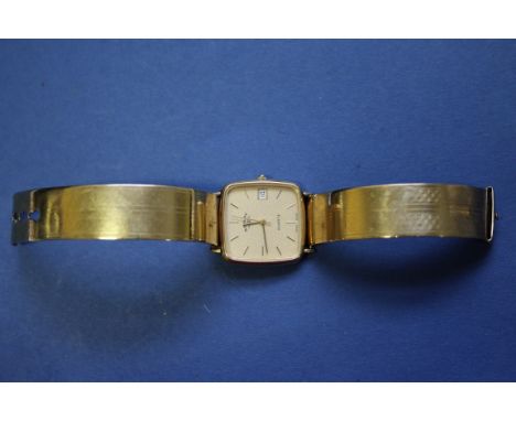 A Rotary 9ct gold gentleman's bracelet watch, 1982, 36g total.