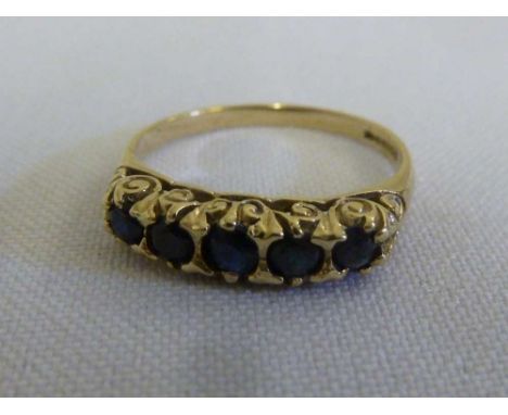 9ct gold five stone sapphire ring, approx 2.0g
