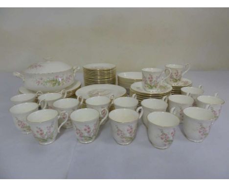 Royal Albert For All Seasons dinner service to include plates, bowls, cups, saucers and serving dish  (81)