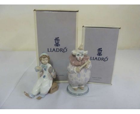 Lladro two clown figurines in original packaging Perrot in Preparation 06257 and The Show Begins 010.06938