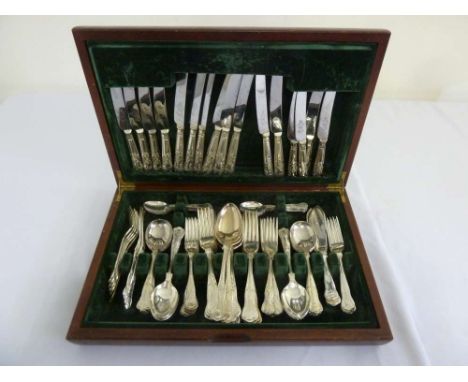 Canteen of Kings pattern silver plated flatware in fitted case