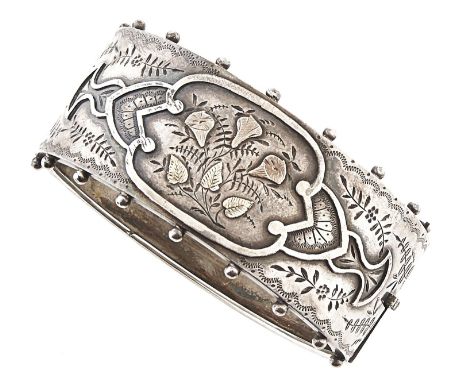 A Victorian silver bangle, Birmingham 1882, 32.7g  