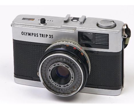 An Olympus Trip 35 camera, with D. Zuiko 40mm F2.8 lens  In apparently working order, good condition