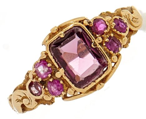 A synthetic ruby ring, in gold, 2.2g, size N  