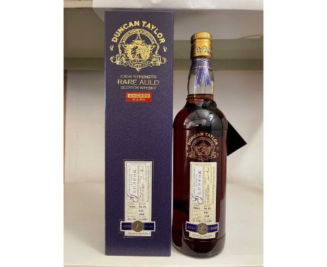 Glenesk Cask Strength Rare Auld Scotch Whisky 1981, bottled 2007 by Duncan Taylor, aged 26 years, matured in oak casks, cask 