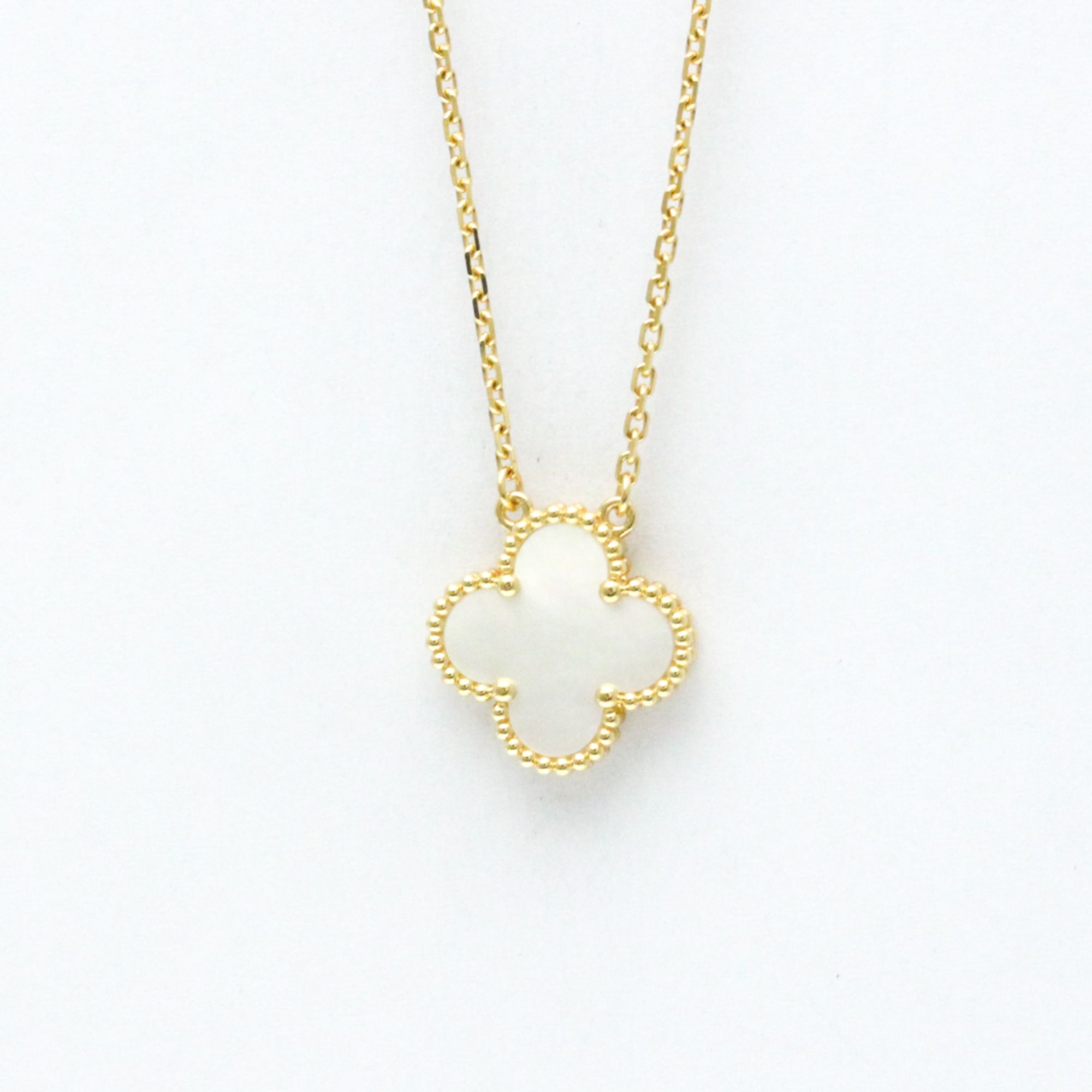 Van Cleef & Arpels Vintage Alhambra Necklace Yellow Gold (18K) Women,Men Fashion Pendant Necklace (G