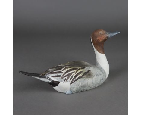 Tierplastik "Spießente/Pintail" - Goebel, 1982, Entwurf Gunther R. Granget 1980, Biskuitporzellan, polychrom bemalt, schwimme