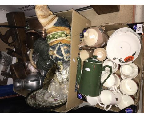 Two boxes of sundry china and glass etc to include Wedgwood Susie Cooper design Cornpoppy part tea set, a Tang dynasty style 