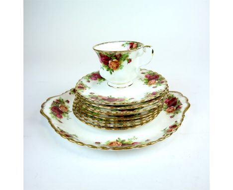 A selection of Royal Albert 'Old Country Roses' teawares to include eight cups, eight saucers, eight sideplates and a single 