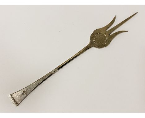 HM SILVER DUTCH SERVING FORK - 20CM H 34 GRAMS APPROX