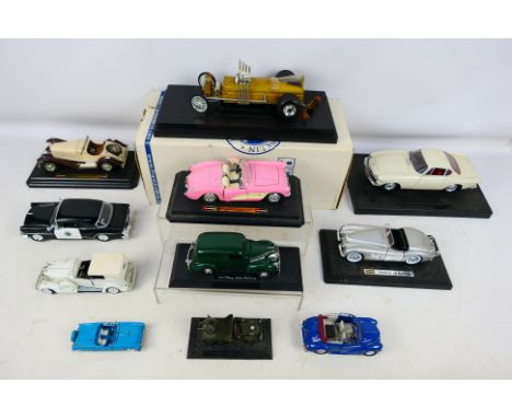 Joy Ride - Bburgao - Sun Star - Others - A collection of unboxed diecast model cars in various scales. Lot includes a Volvo P