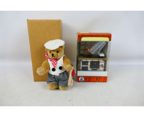 Hermann Bears - Schopper - A boxed Limited Edition miniature Hermann Bears 'Chef' teddy bear with a boxed 'Miniature Stove fr