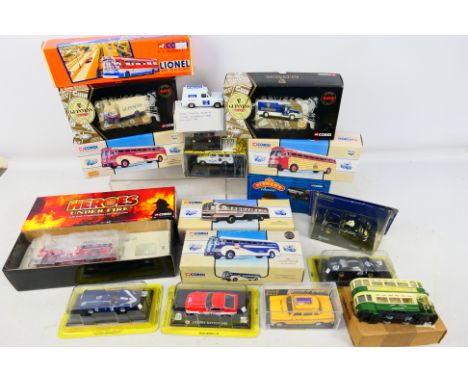 Corgi - Del Prado - Oxford - 18 boxed diecast vehicles in varying scales to include #US50807 Seagrave K Open Cab Pumper. #564