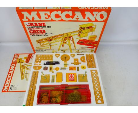 Meccano - A factory sealed Meccano set #G9518 Motorised Crane Set. Item appear mint in a very good-excellent box. (This does 