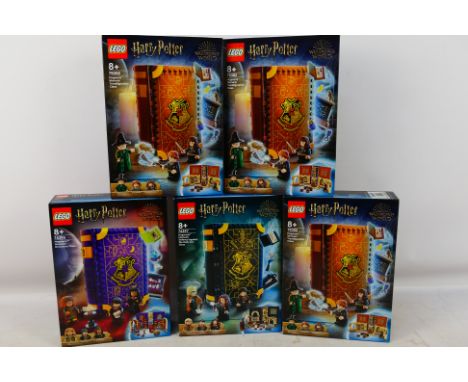 Lego - Five boxed factory sealed Lego Harry Potter 'Moments' sets. Lot includes #76397 'Hogwarts Moment: Defence Against the 