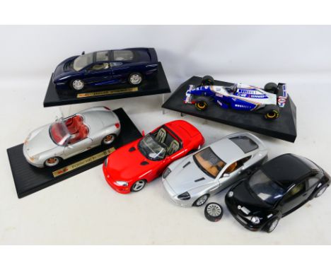 Bburago - Maisto - Gate - A group of unboxed cars in 1:18 scale, Jaguar XJ220, Porsche Boxster, Aston Martin DB9, VW Beetle, 