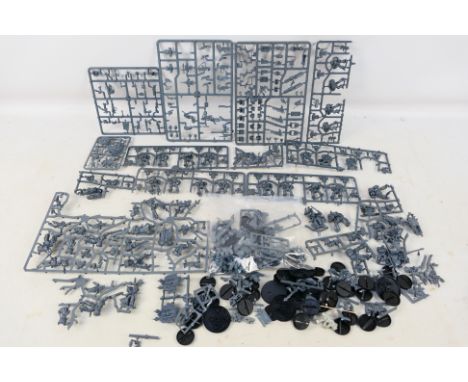 Warhammer - Games Workshop - A large quantity of unpainted plastic Warhammer sprues which appear to have parts relating to Wa