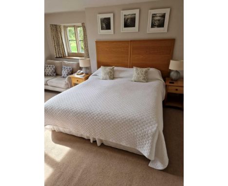 Mitre Hotel Contract Zip And Link Mattress ( 2 x  90 x  190cm) Complete With Divan Bases And Light Oak Wall Mounted Headboard