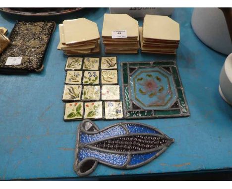 4 Ceramic tiles and two small leaded glass panels 