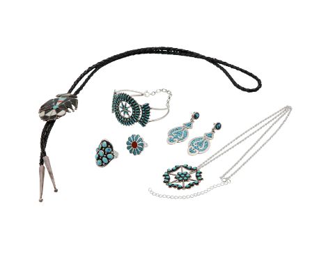   Konvolut "Indianerschmuck",  tlw. mexikanisches Silber, tlw. unedles Metall, Leder, 1 Halsband, Armreif, 2 Ringe, Ohrringe,