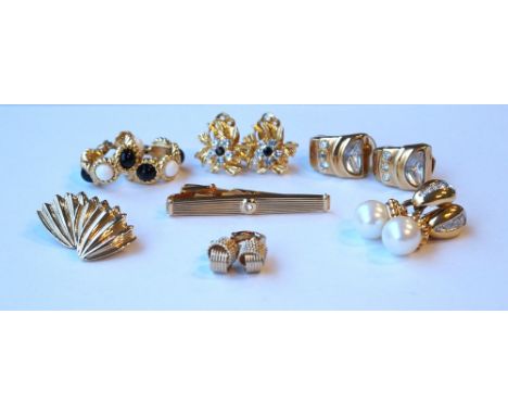 CHRISTIAN DIOR TIE CLIP
marker 'Chr. Dior. Germany', in box; together with six pairs of costume earrings, of various designs,