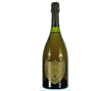 1975 Dom Perignon 1x75cl The bottle is packed in the original gift box, however, this is badly damaged.  Stored in a fine Lin