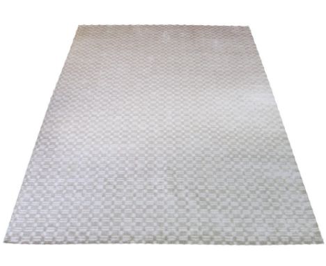 HOPPEN SILK CARPET, 295cm x 237cm, contemporary Bauhaus design in a silver finish. 