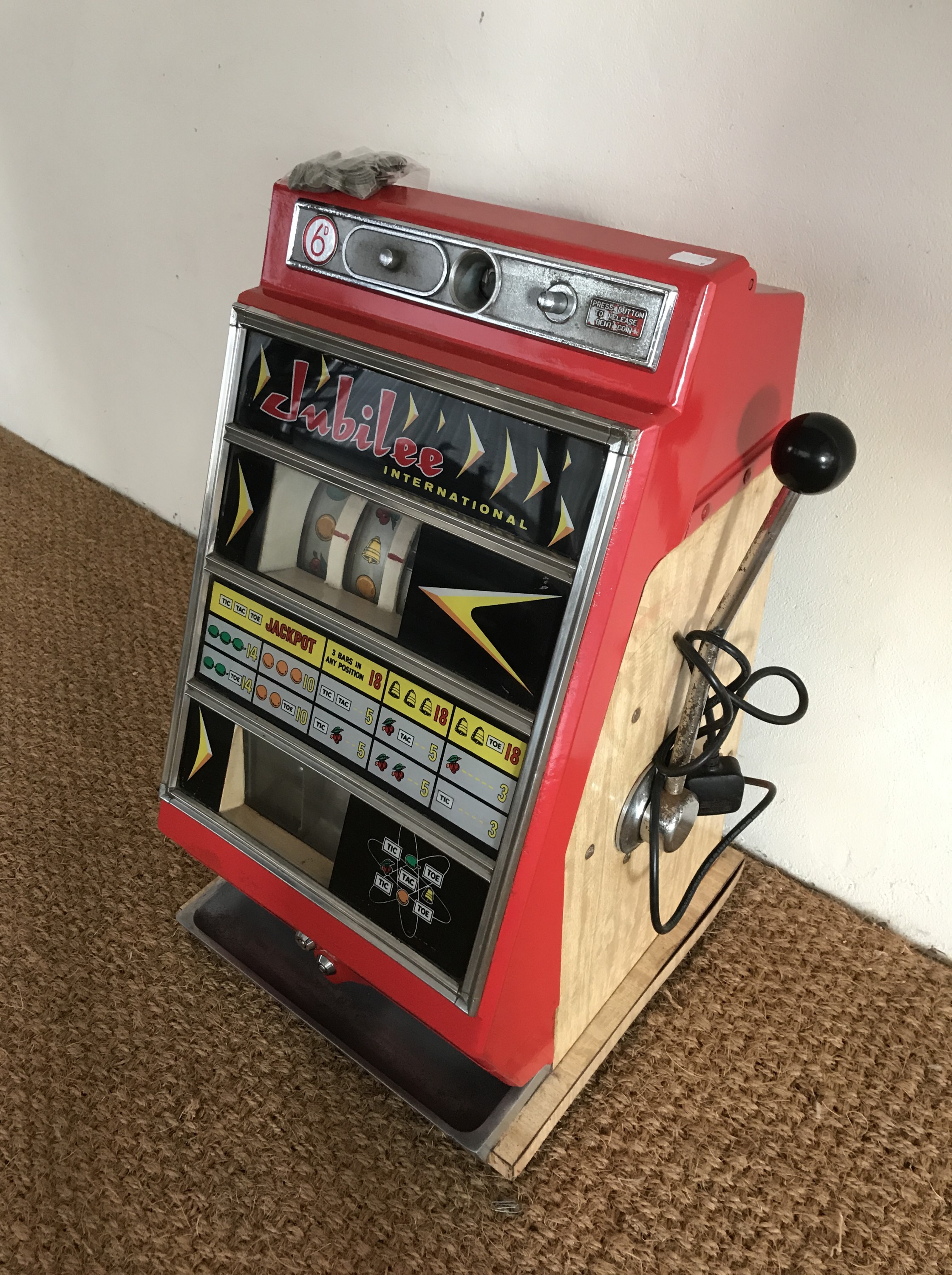 A Jubilee International One Armed Bandit Fruit Machine 66 Cm 2410