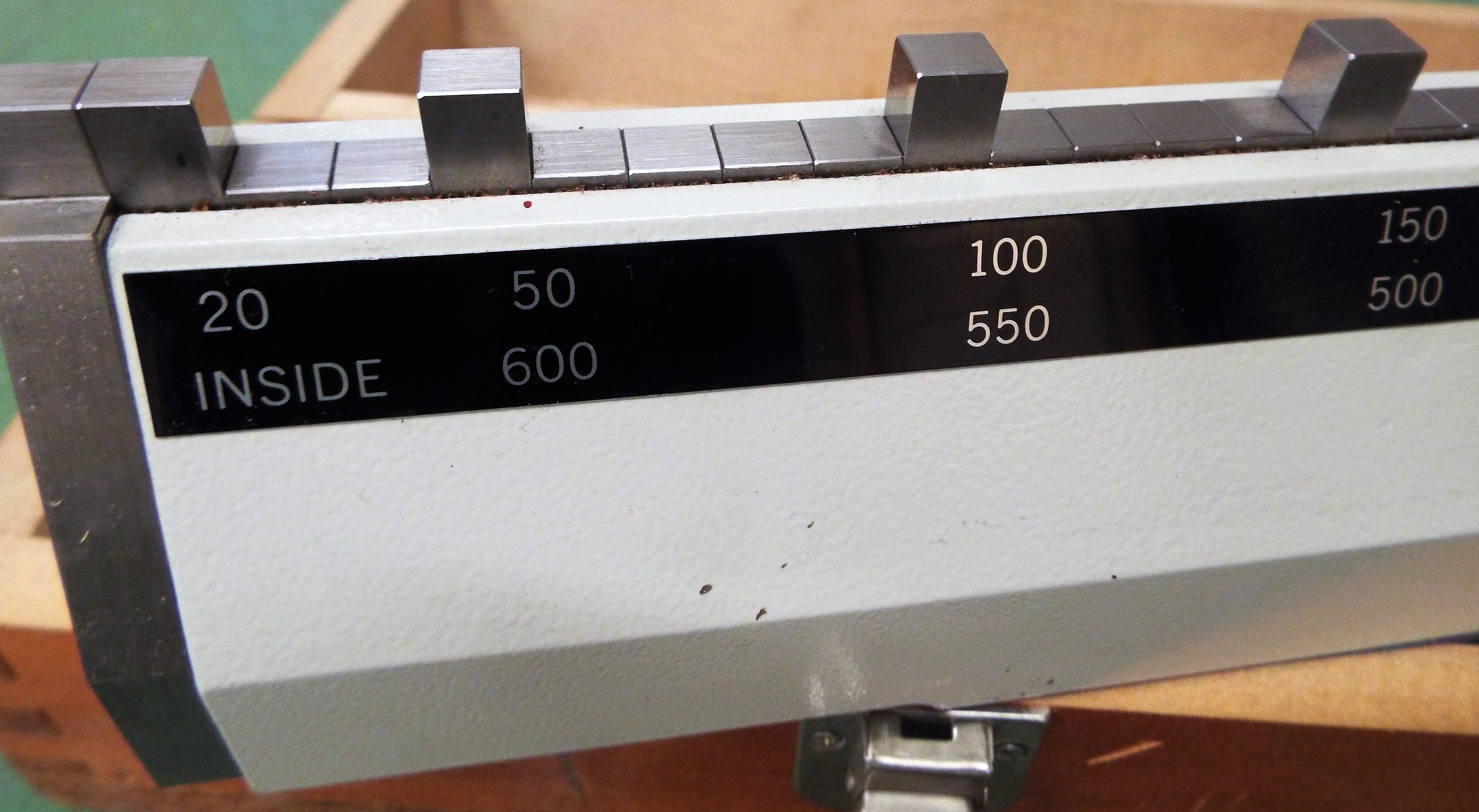 Used caliper checker OEM Mitutoyo. Serial Number 010269. Code No