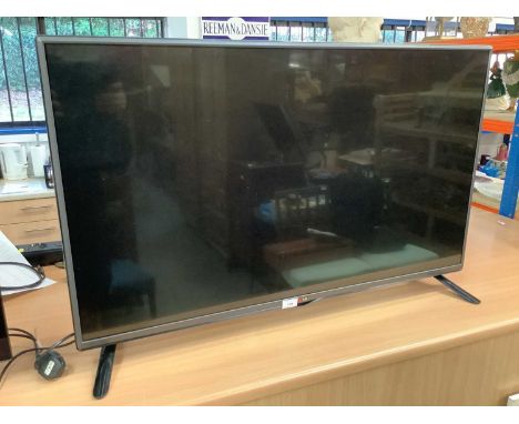 42" LG TV model number 42LB550 with remote and Wall mount. 