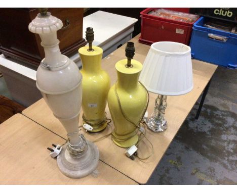 Pair of yellow ceramic table lamps, one onyx and one glass table lamp (4)Condition report: Yellow ceramic lamps measure- 47cm