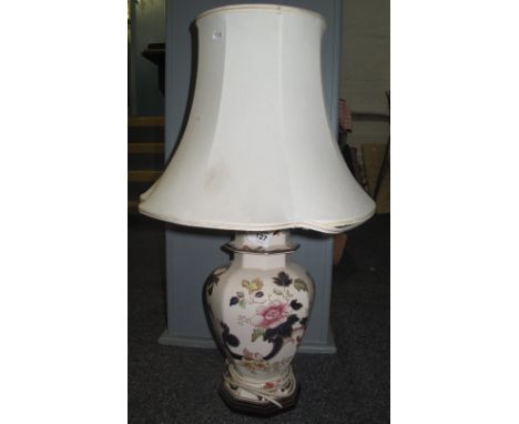 Mason's Ironstone table lamp base with shade on wooden plinth.(B.P. 24% incl. VAT)