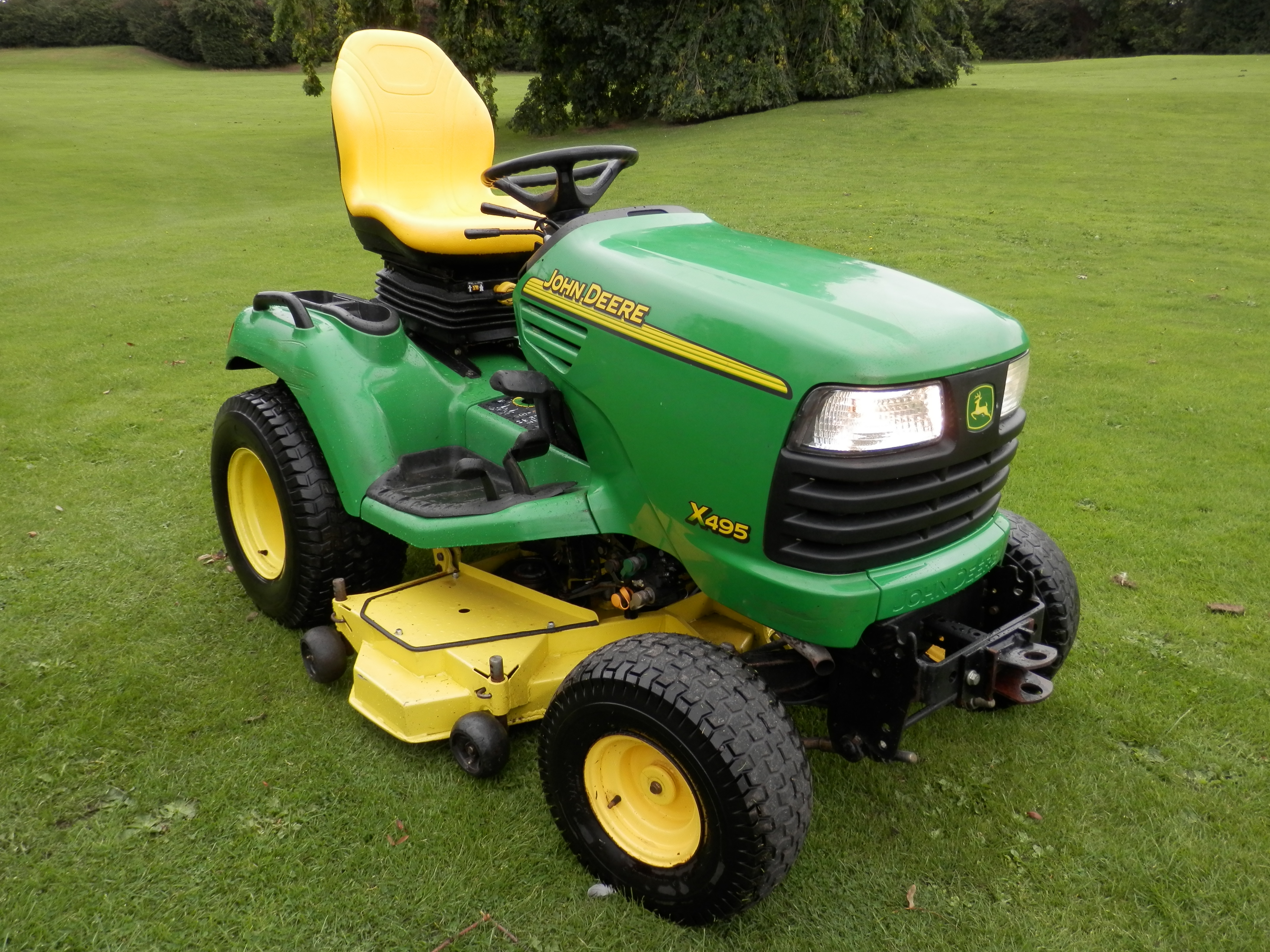 GT - 2004 WORKING JOHN DEERE X495 122CM CUT, RIDE ON ROTARY DIESEL ...